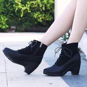Women’s Leather Wedge Ankle Boots – Black, Lace-Up, Size 7.5